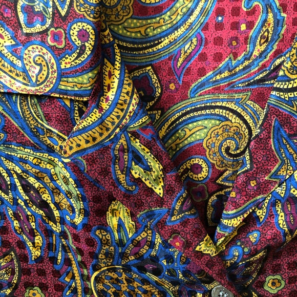 Fun patterned short sleeved button down! - Picture 3 of 6